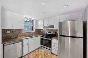 555 NE 30th St, Miami, FL 33137 - Photo 2