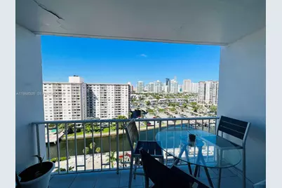 500 Bayview Dr #1417, Sunny Isles Beach, FL 33160 - Photo 2