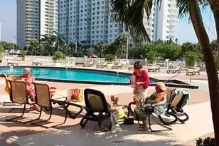 400 Kings Point Dr, Sunny Isles Beach, FL 33160 - Photo 8