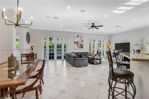 800 Lavender Cir, Weston, FL 33327 - Photo 12