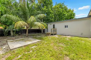 130 NE 169th Terrace, North Miami Beach, FL 33162 - Photo 22