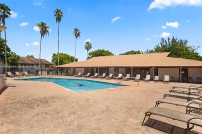 470 N Laurel #4, Margate, FL 33063 - Photo 4