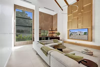 1977 S Oak Haven Cir, Miami, FL 33179 - Photo 4