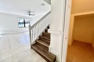 3354 W 100th Terrace, Hialeah, FL 33018 - Photo 12