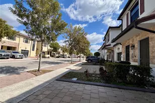 3354 W 100th Terrace, Hialeah, FL 33018 - Photo 36