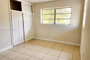 7368 SW 82nd St, Miami, FL 33143 - Photo 14