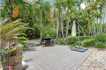 9290 SW 117th Ter, Pinecrest, FL 33176 - Photo 12