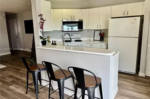 16831 SW 139th Pl, Miami, FL 33177 - Photo 2