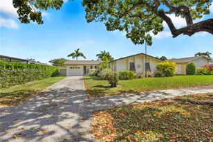 18525 SW 90th Ct, Cutler Bay, FL 33157 - Photo 1