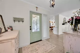 18525 SW 90th Ct, Cutler Bay, FL 33157 - Photo 8