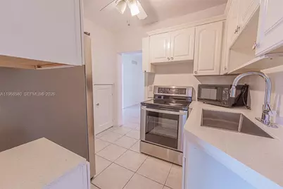 528 SW 21st Ave, Miami, FL 33135 - Photo 18