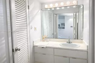 100 Lincoln Rd, Miami Beach, FL 33139 - Photo 8