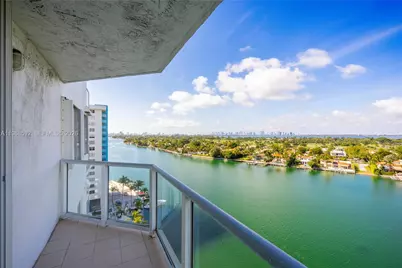 5900 Collins Ave #1401, Miami Beach, FL 33140 - Photo 22