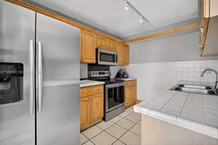 1171 SW 118th Terrace, Davie, FL 33325 - Photo 8