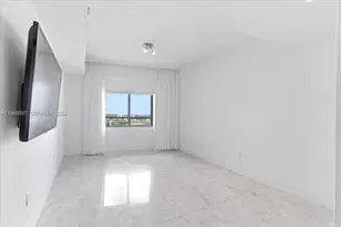 1100 Biscayne Blvd, Miami, FL 33132 - Photo 24