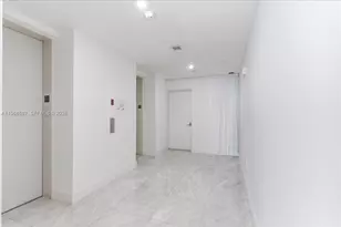 1100 Biscayne Blvd, Miami, FL 33132 - Photo 20