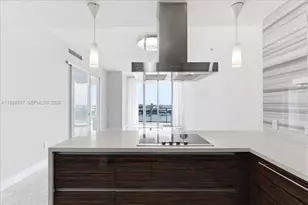 1100 Biscayne Blvd, Miami, FL 33132 - Photo 8