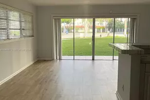 7304 SW 82nd St, Miami, FL 33143 - Photo 4