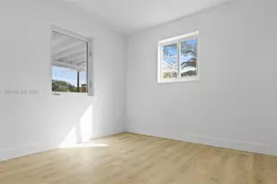 1735 NW 126th St, Miami, FL 33167 - Photo 20