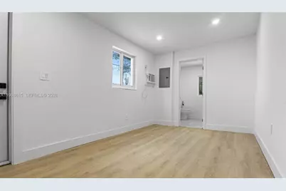 1735 NW 126th St, Miami, FL 33167 - Photo 24