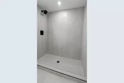 1735 NW 126th St, Miami, FL 33167 - Photo 28