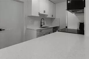 1735 NW 126th St, Miami, FL 33167 - Photo 8