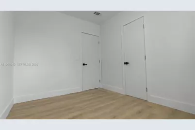 1735 NW 126th St, Miami, FL 33167 - Photo 14