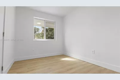 1735 NW 126th St, Miami, FL 33167 - Photo 24