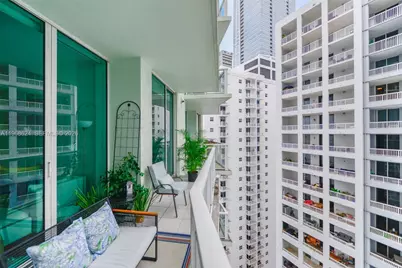 218 SE 14th Street #2306, Miami, FL 33131 - Photo 14