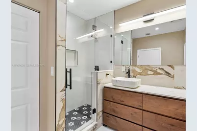 1500 Biarritz Dr #1, Miami Beach, FL 33141 - Photo 14