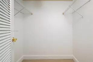 3150 W Rolling Hills Cir, Davie, FL 33328 - Photo 8