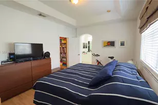 10840 NW 79th St, Doral, FL 33178 - Photo 16