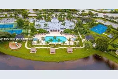 10840 NW 79th St, Doral, FL 33178 - Photo 32