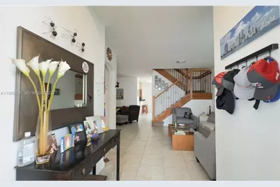 10840 NW 79th St, Doral, FL 33178 - Photo 2