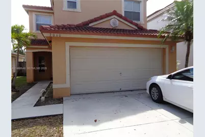 2060 SE 14th St, Homestead, FL 33035 - Photo 2