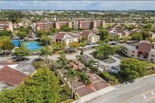 10253 NW 9th Street Circle, Miami, FL 33172 - Photo 2