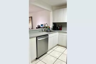 10253 NW 9th Street Cir #204-6, Miami, FL 33172 - Photo 10