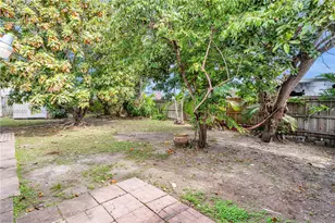 19201 SW 123rd Ave, Miami, FL 33177 - Photo 14