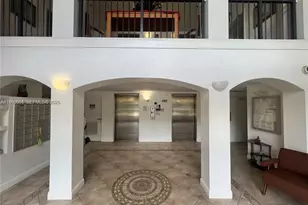 9300 Fontainebleau Blvd, Miami, FL 33172 - Photo 4