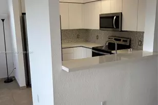 9300 Fontainebleau Blvd, Miami, FL 33172 - Photo 28
