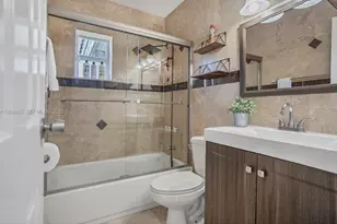 2450 NE 18th St, Pompano Beach, FL 33062 - Photo 30