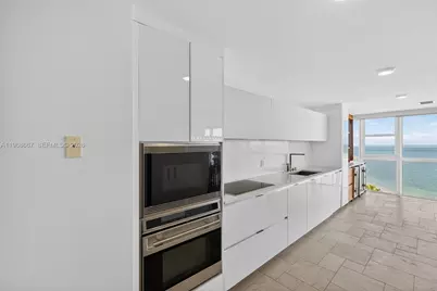 600 Grapetree Dr #11BN, Key Biscayne, FL 33149 - Photo 14