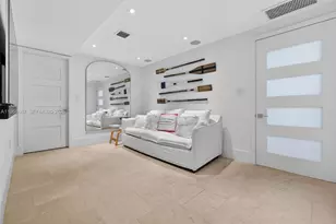 600 Grapetree Dr, Key Biscayne, FL 33149 - Photo 22