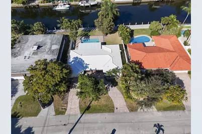 2031 NE 14th Ct, Fort Lauderdale, FL 33304 - Photo 38