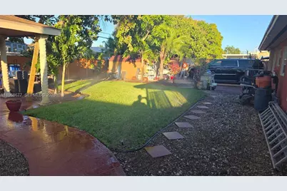 1315 NW 196th Ter, Miami Gardens, FL 33169 - Photo 28