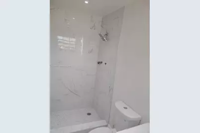 1315 NW 196th Ter, Miami Gardens, FL 33169 - Photo 32