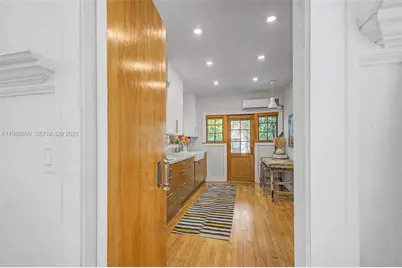 3233 Crystal Ct, Miami, FL 33133 - Photo 34