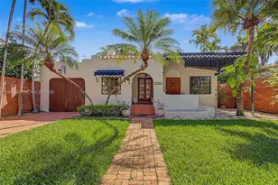 3233 Crystal Ct, Miami, FL 33133 - Photo 1