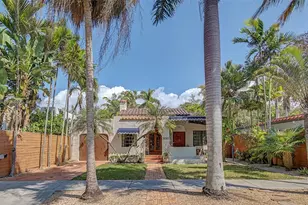 3233 Crystal Ct, Miami, FL 33133 - Photo 6
