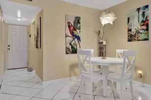 2861 Somerset Dr, Lauderdale Lakes, FL 33311 - Photo 4